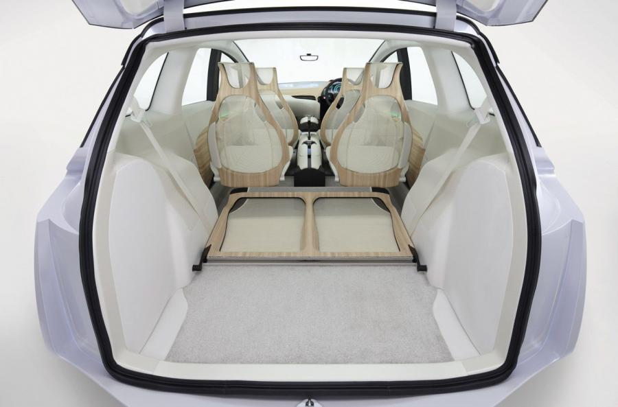  Honda Skydeck Concept 2009 года  (фото 9 из 17)